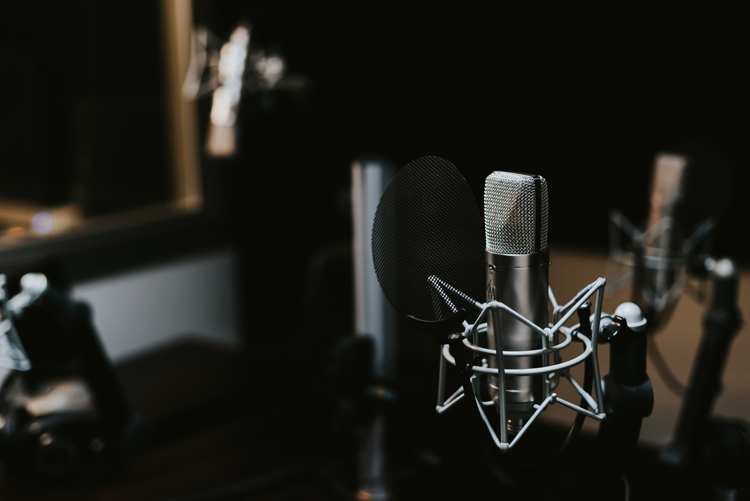 AUDIO AUDIO